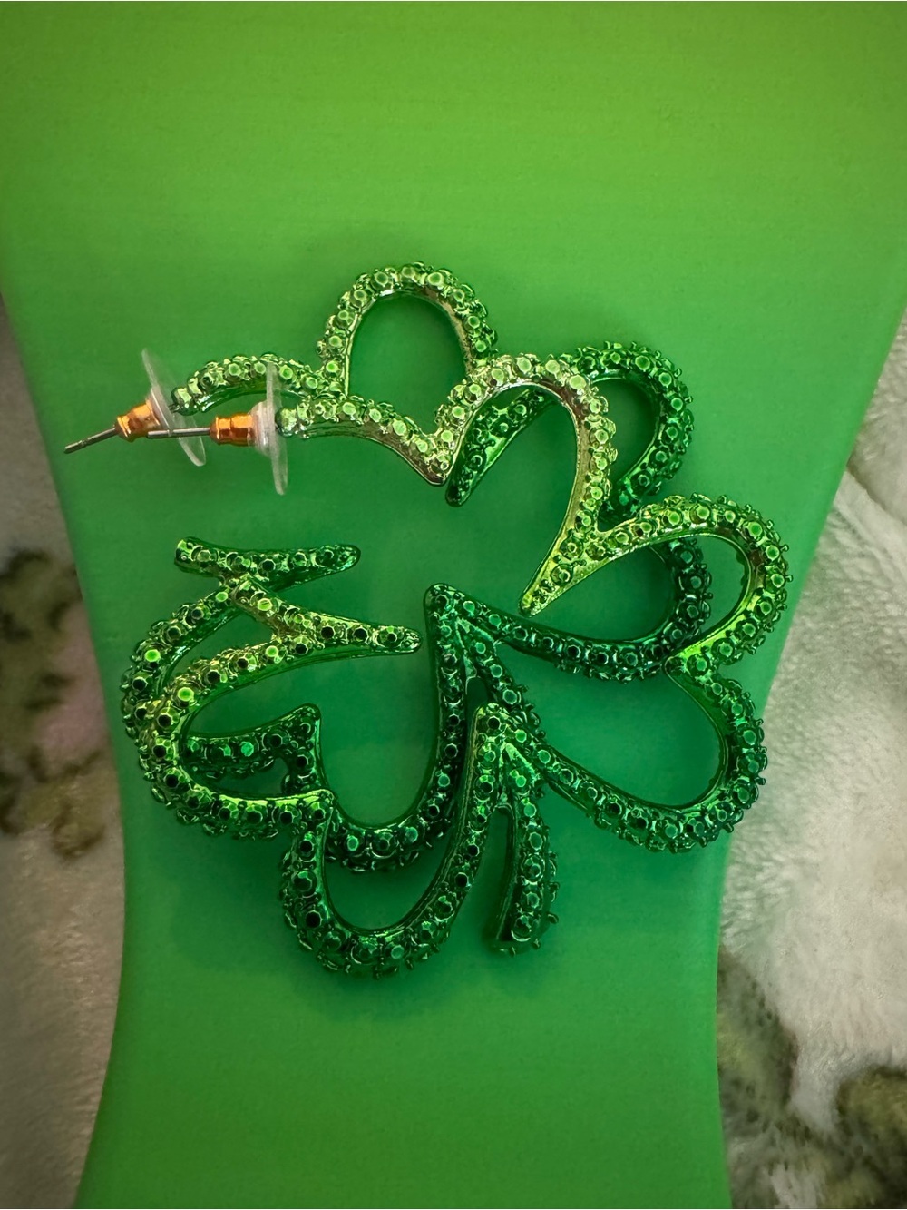 Betsey Johnson Green Shamrock  Earrings